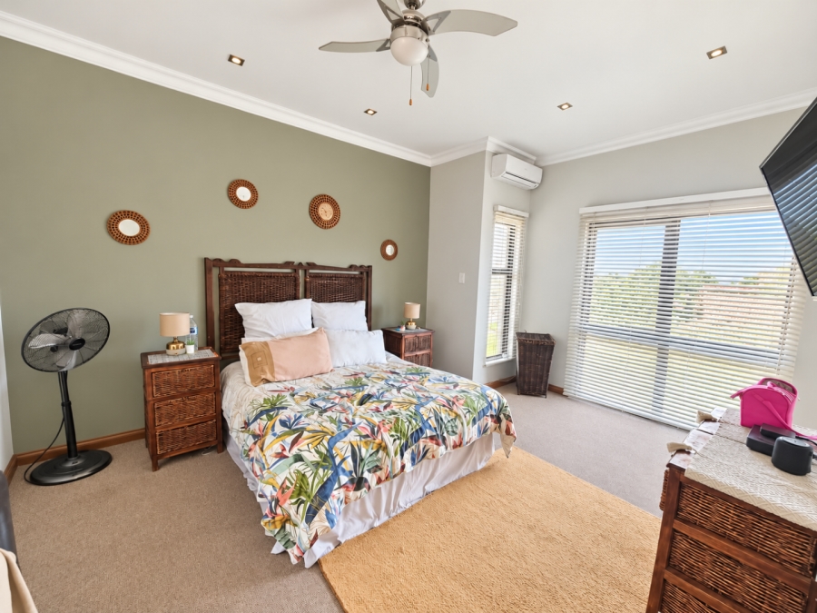4 Bedroom Property for Sale in Woodland Hills Wildlife Estate Free State